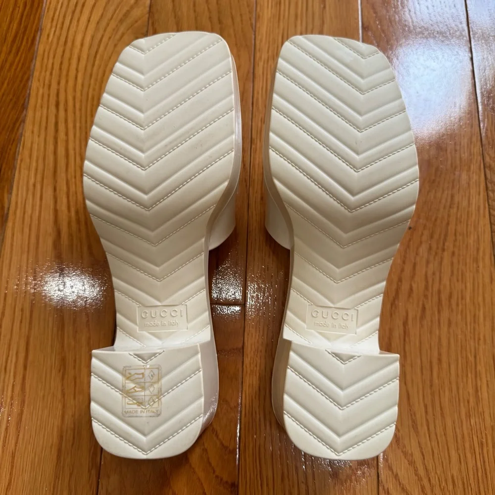 gucci rubber